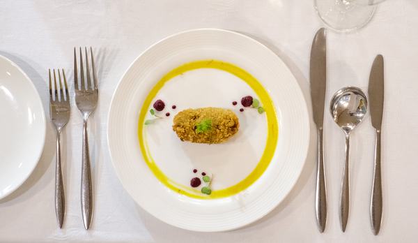 APT Guided Tours & River Cruises Ganges Voyager Restaurant Dish ©APT Guided Tours & River Cruises.jpg